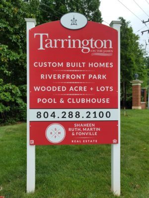 srmf post sign with decorative tops