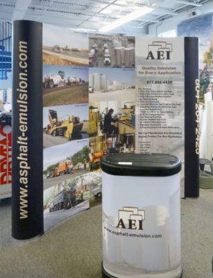 large curved backdrop with carrying case