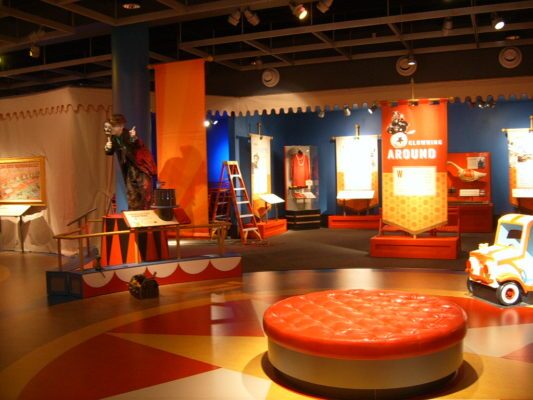 printed exhibit display room